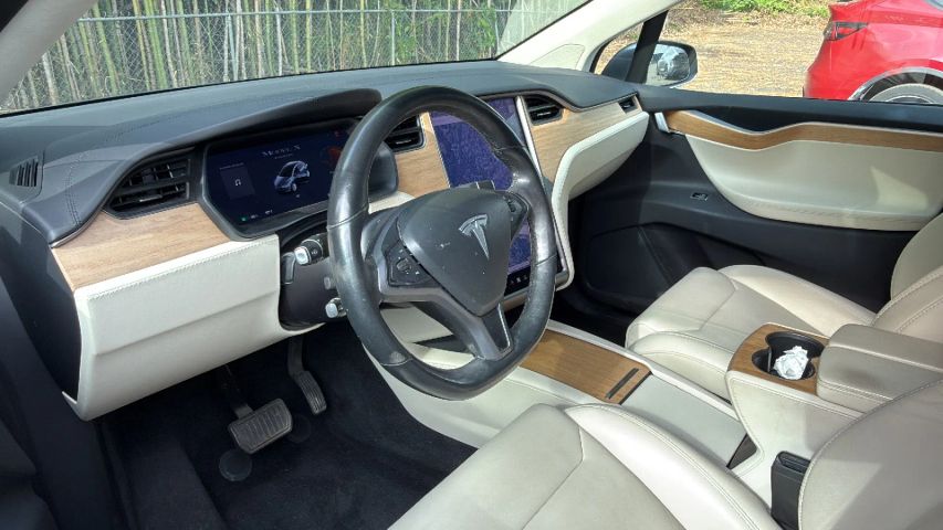 tesla model x 2019 5YJXCDE2XKF180180 image tesla model x 2019 5YJXCDE2XKF180180 image